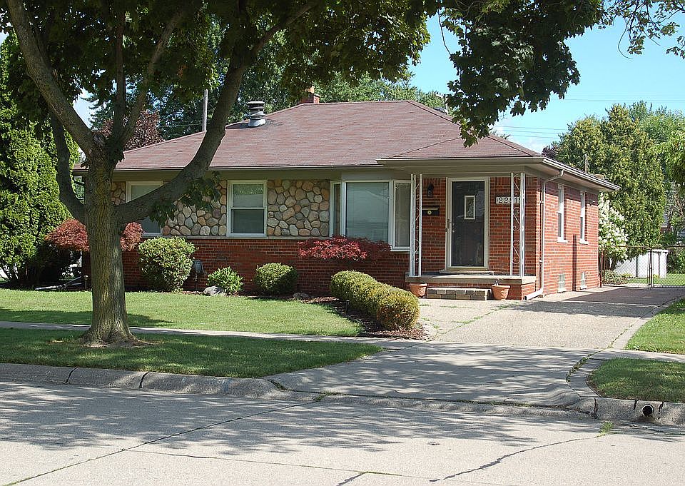 1st image of 22819 Colony St