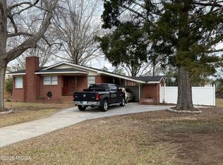 804 Betty St, Sandersville, GA 31082