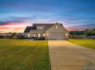 681 Peavine Rd, Kilgore, TX 75662
