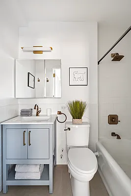 Sold by Compass | media 9