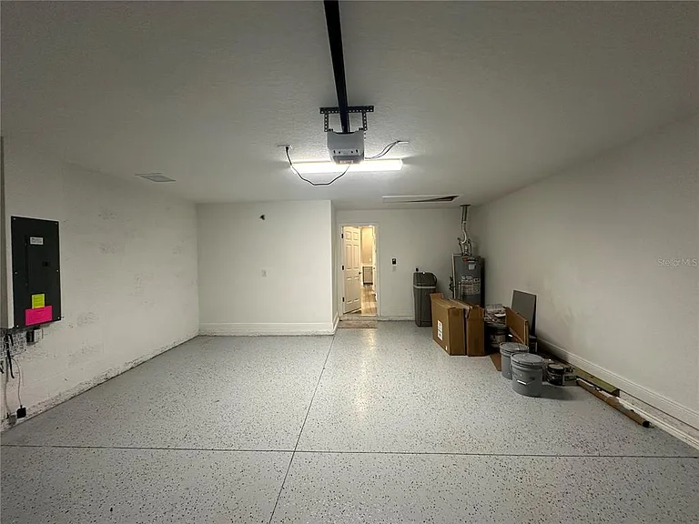 12573 Oak Hill Way — Photo 29