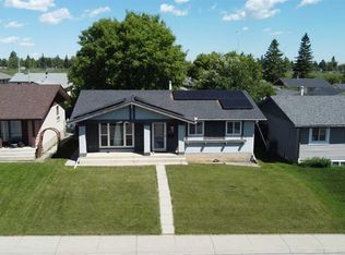 136 S Maitland Dr NE, Calgary, AB T2A5A5