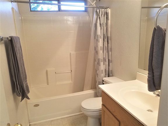 4th image of 6822 N 77th Ave