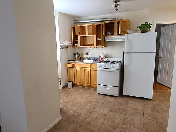 5th image of 4359 161st St Floor 1