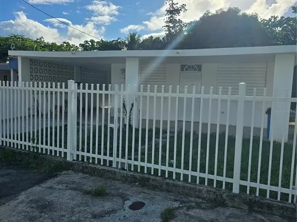 35 Calle D #A, Naguabo, PR 00718