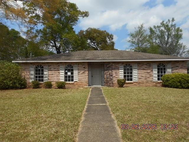 1st image of 6000 Woodglen Ct
