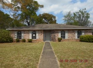 6000 Woodglen Ct, Mobile, AL 36609