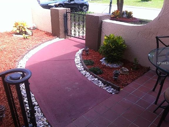 5th image of 9139 Barrington Ln