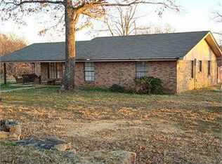 408 S Spanish Hills Ln, Atoka, OK 74525