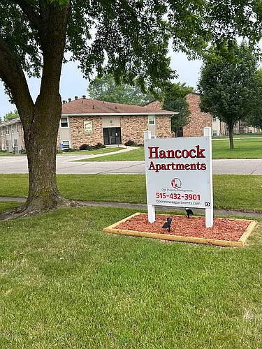 1120 Hancock Dr #2 Photo 1