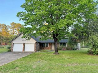 1708 N Jones Ave, Tahlequah, OK 74464