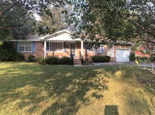 2424 Thaxton St, Charleston, SC 29414