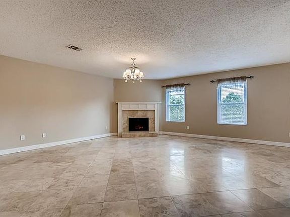 3rd image of 5320 Murrieta Way