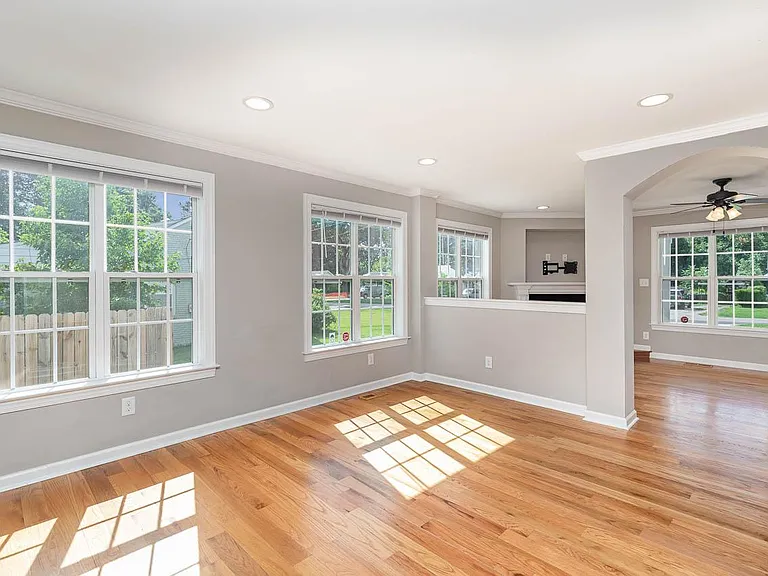 605 Brighton Rd — Photo 13