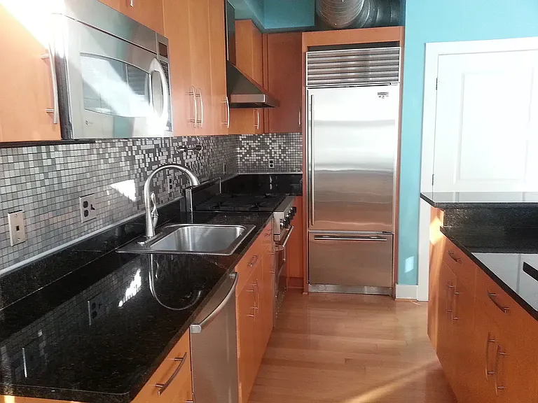 2301 Champlain St NW #T12 — Photo 3