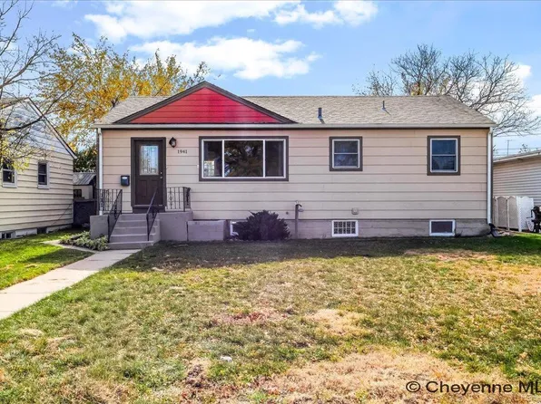 1941 E 18th St, Cheyenne, WY 82001