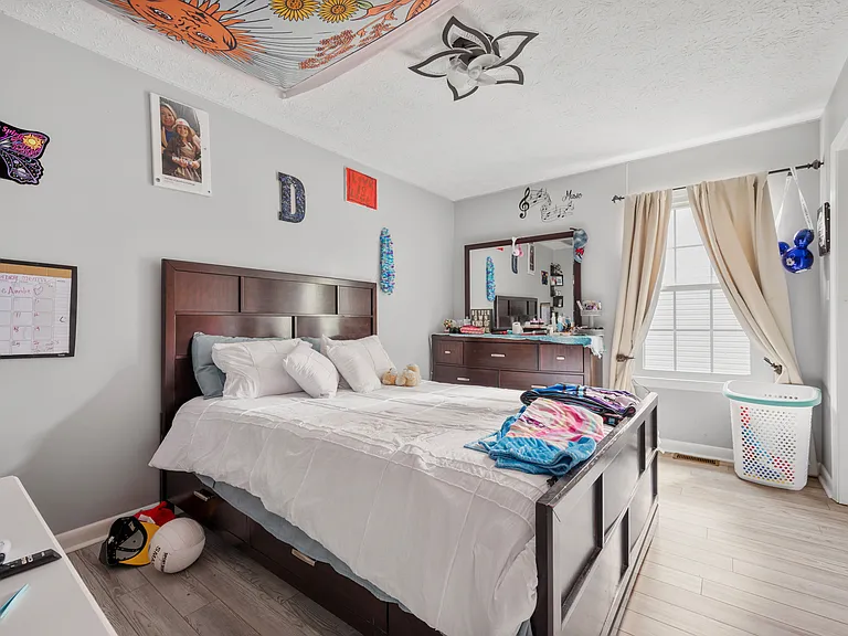 10007 Palmaire Pl — Photo 20