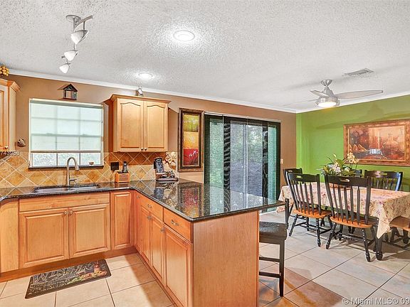 4th image of 7094 Woodmont Way