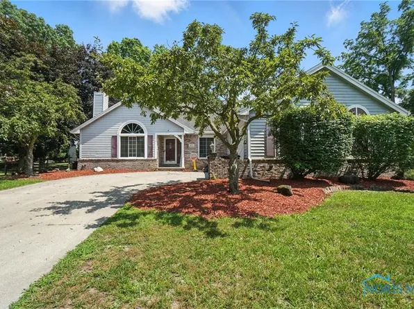 4871 Olde Meadow Ln, Sylvania, OH 43560