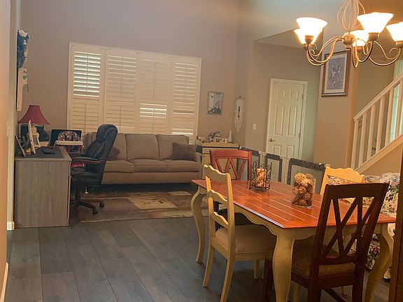 5th image of 2309 Saint Augustine Dr