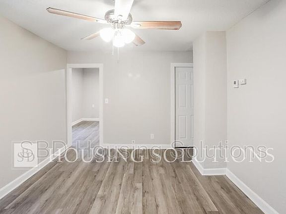 5th image of 607 S Glenwood Ave