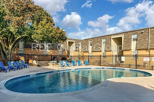 7048 Glenview Dr #47 Photo 1