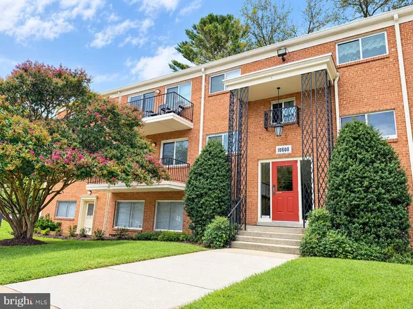 10600 Weymouth St APT 101, Bethesda, MD 20814