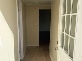 5 Bridge St #C, Kittery, ME 03904