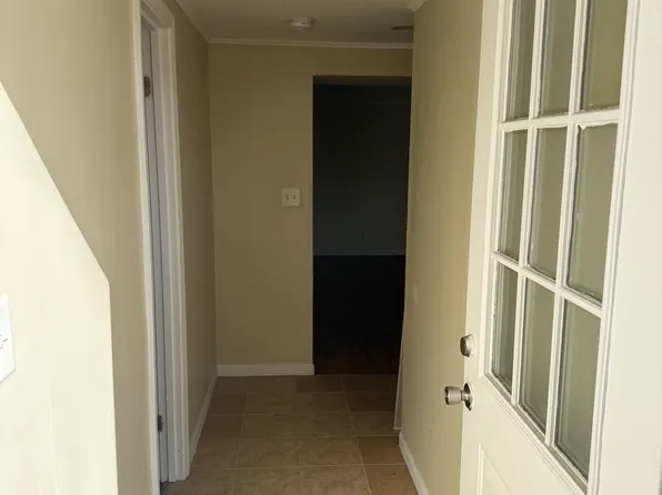 5 Bridge St #C, Kittery, ME 03904