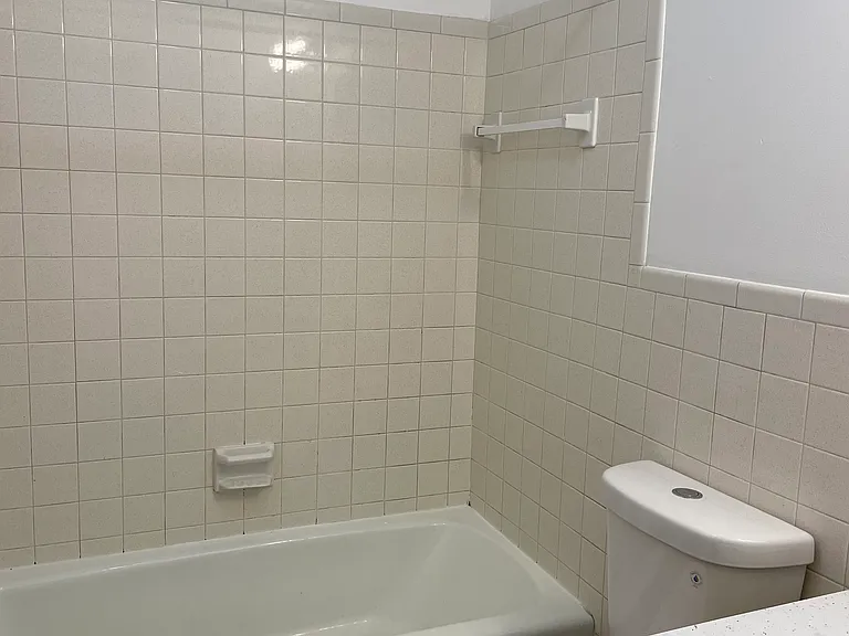 661 S 82nd St #4 — Photo 3