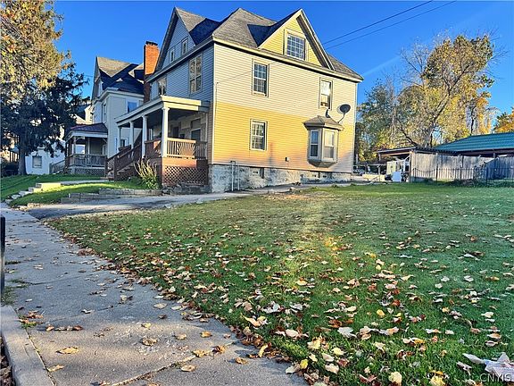 4th image of 3023 S Salina St