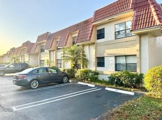 11112 Royal Palm Blvd #8-9, Pompano Beach, FL 33065