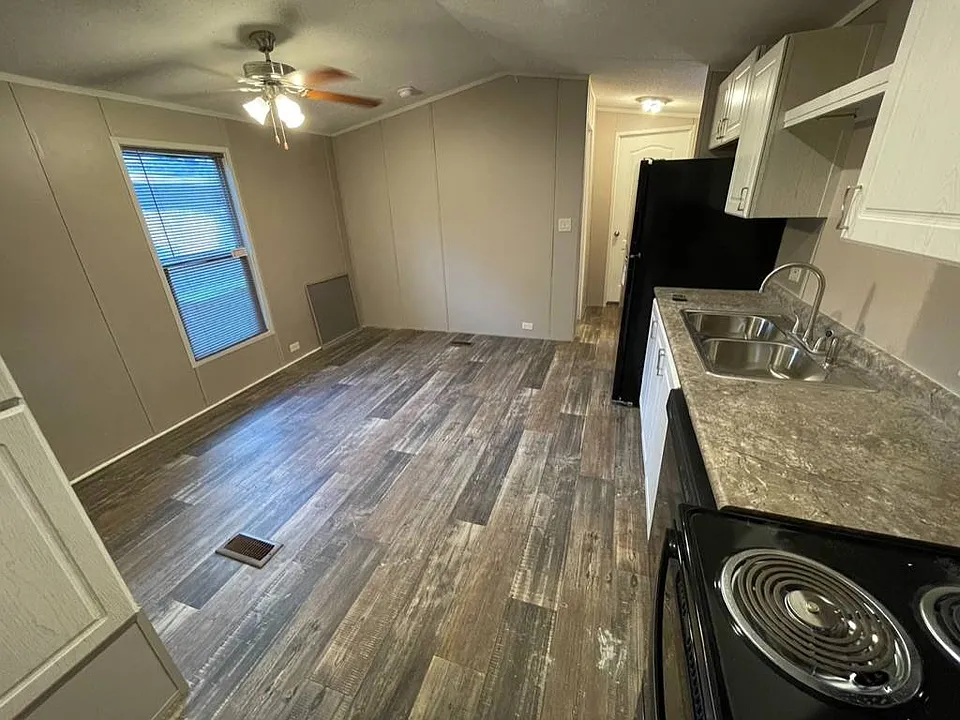 4379 Highway 42 #25