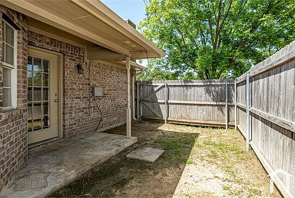 1801 Park Pl — Photo 18