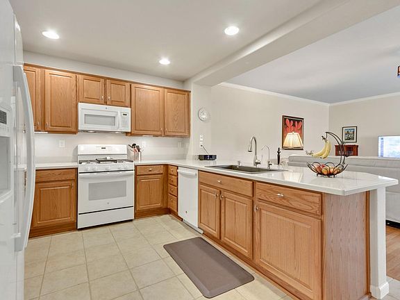 4th image of 2230 Rose Arbor Dr