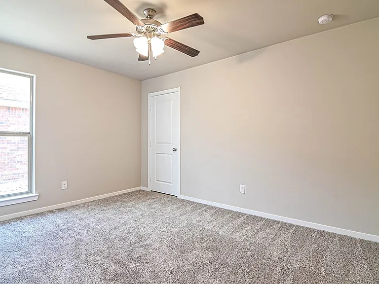 6914 Outlaw Ct — Photo 21