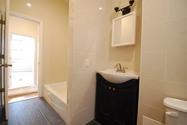 Rented by Reliance Realty Partners LLC  | media 17