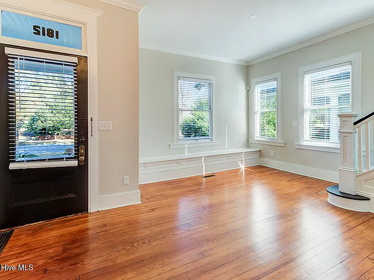 1812 Market St — Photo 16
