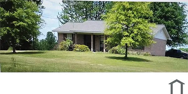 3 bed, 1200 sqft, $850 — Photo 1