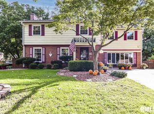 2216 Warson Rd, Springfield, IL 62704