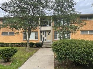 1169 Castlevale Dr APT 4, Louisville, KY 40217