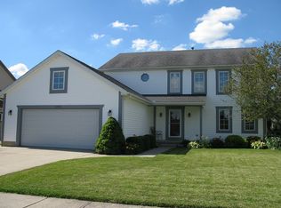 1303 Finch Dr, Bowling Green, OH 43402