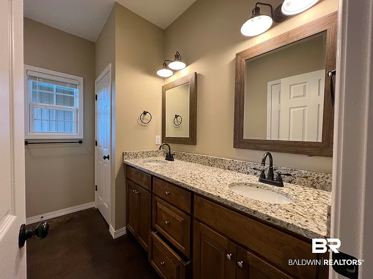12862 Churchill Dr #A — Photo 11