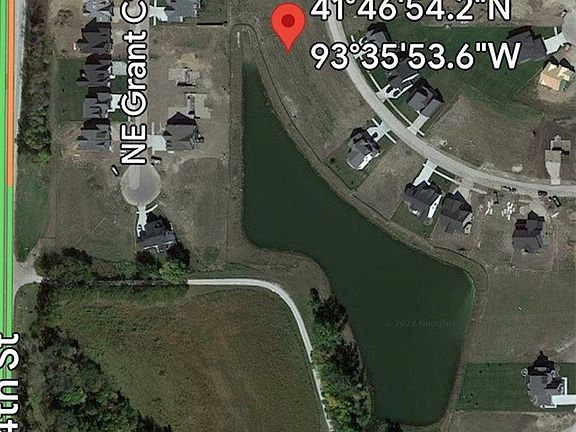 2nd image of 6108 NE Oak Dr