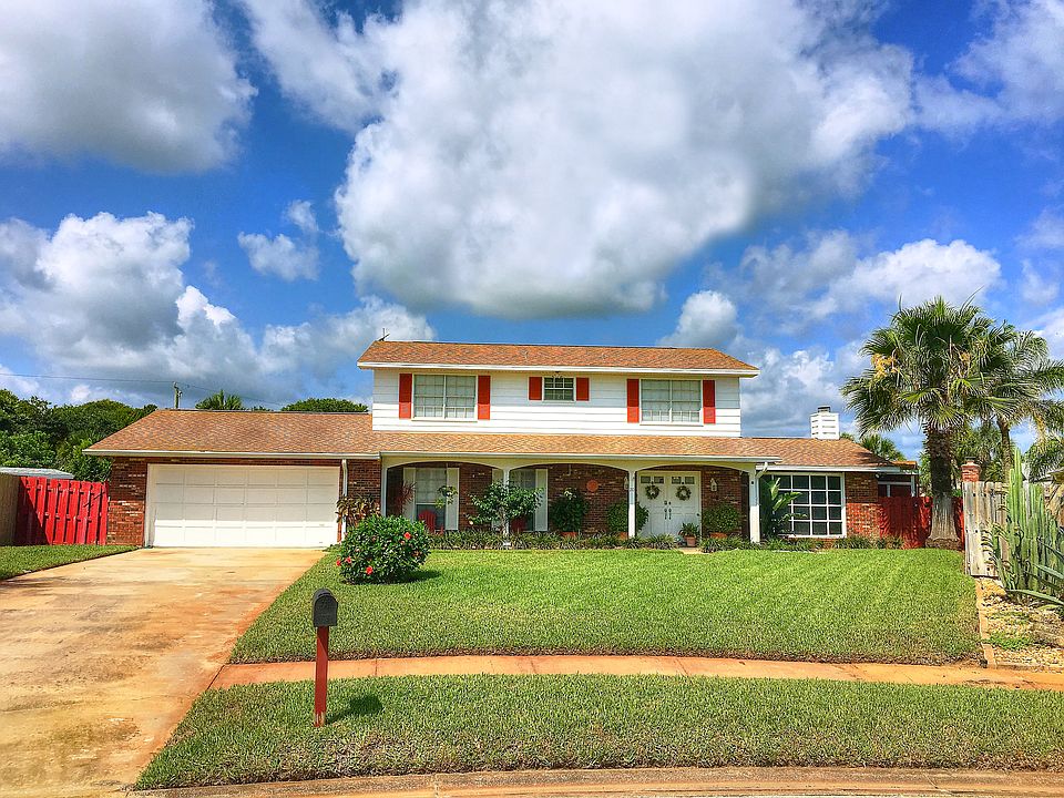 1st image of 20 W Sovereign Ln