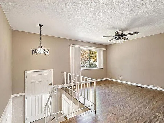 9509 Booth Ave — Photo 2