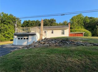 212 Whitten Hollow Rd, New Kensington, PA 15068