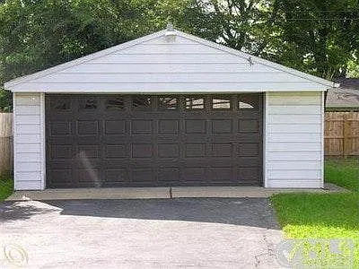 3 bed, 1000 sqft, $1,600 — Photo 2