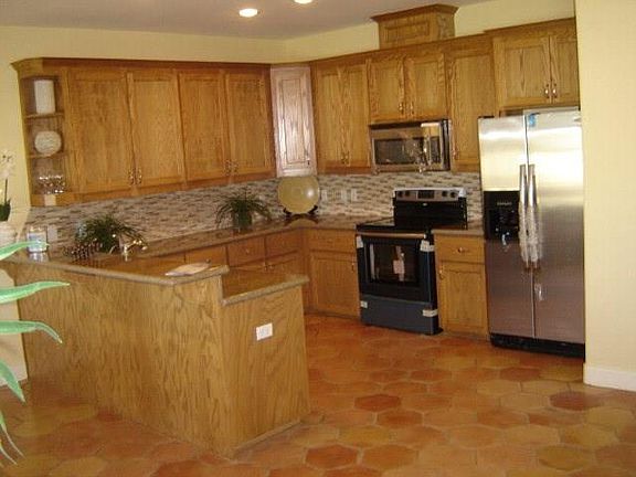 3rd image of 1412 E Keeton Ave #26