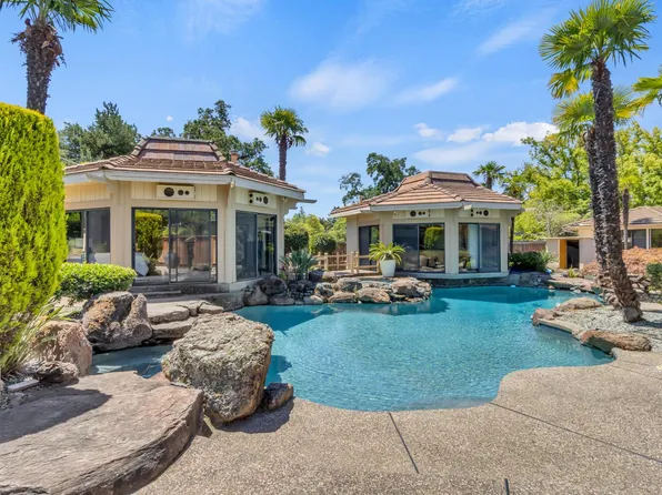 4201 Moss Dr, Sacramento, CA 95822